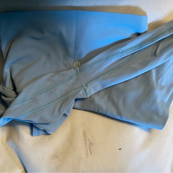 Lululemon Align Leggings (4) - Picture 4 of 5